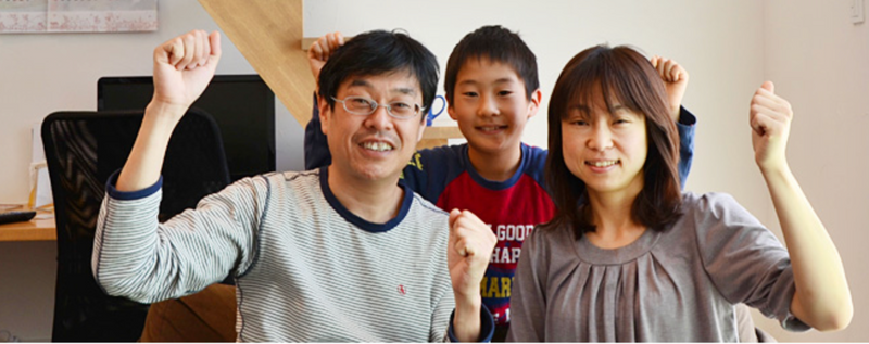 臭いも湿気も気になりません。 漆喰を塗ったこの家のニオイが普通ですから。