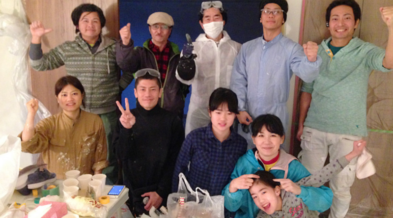 ロハスウォールがこの家の雰囲気をつくってますね。 もともと古い家なのでインテリアにはこだわりたいなと思っていました。 この雰囲気は築年数がたっているこの家にちょうどいいです。